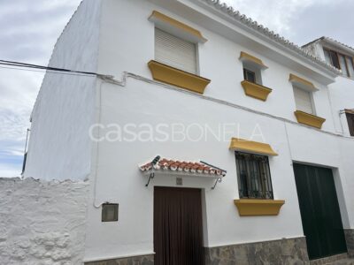 'Casa Charo' House for Sale in Calle Jarea Casarabonela