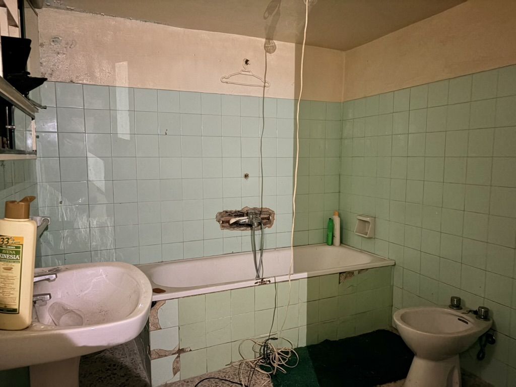 17020030-A326-4C5F-84FF-A2D663992A6B_1_105_c