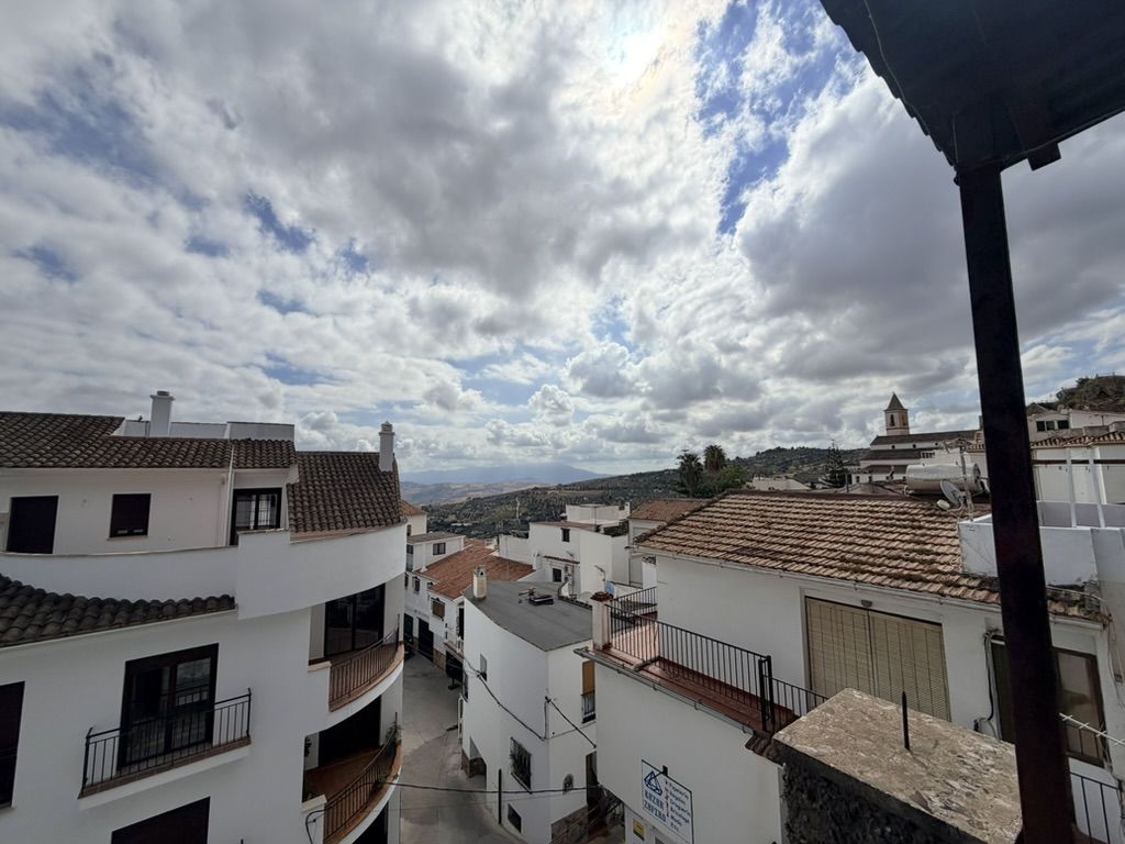 BEDEE079-CF70-40D9-B21B-A8ADEF1639D5_1_105_c